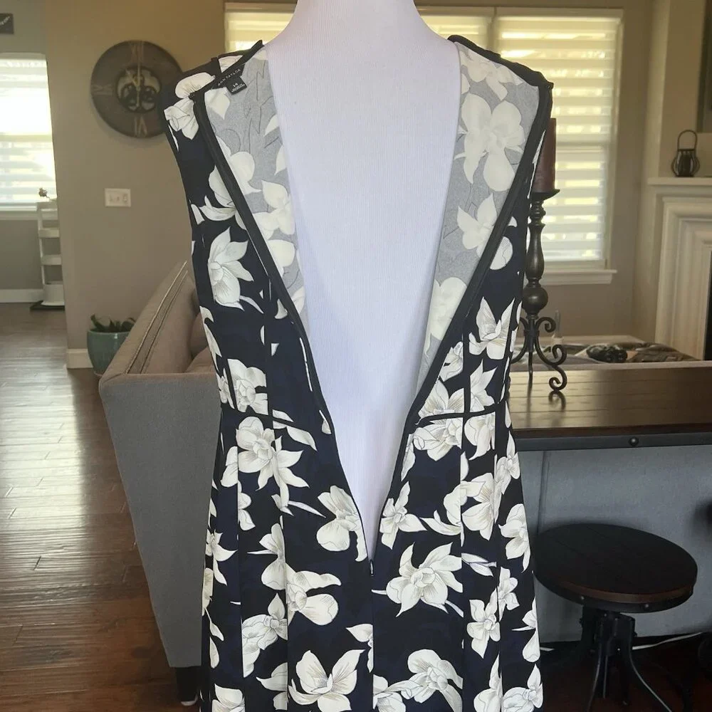 Ann Taylor Dress Women’s 14 Midi Black Navy White Floral Stretch Fit & Flare - Picture 10 of 13